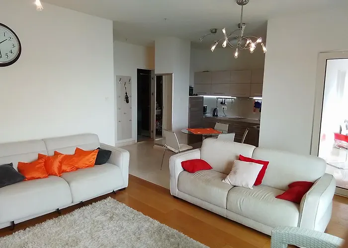 Apart Two Bedroom Elizabeth Treecanne Budva Near Sea