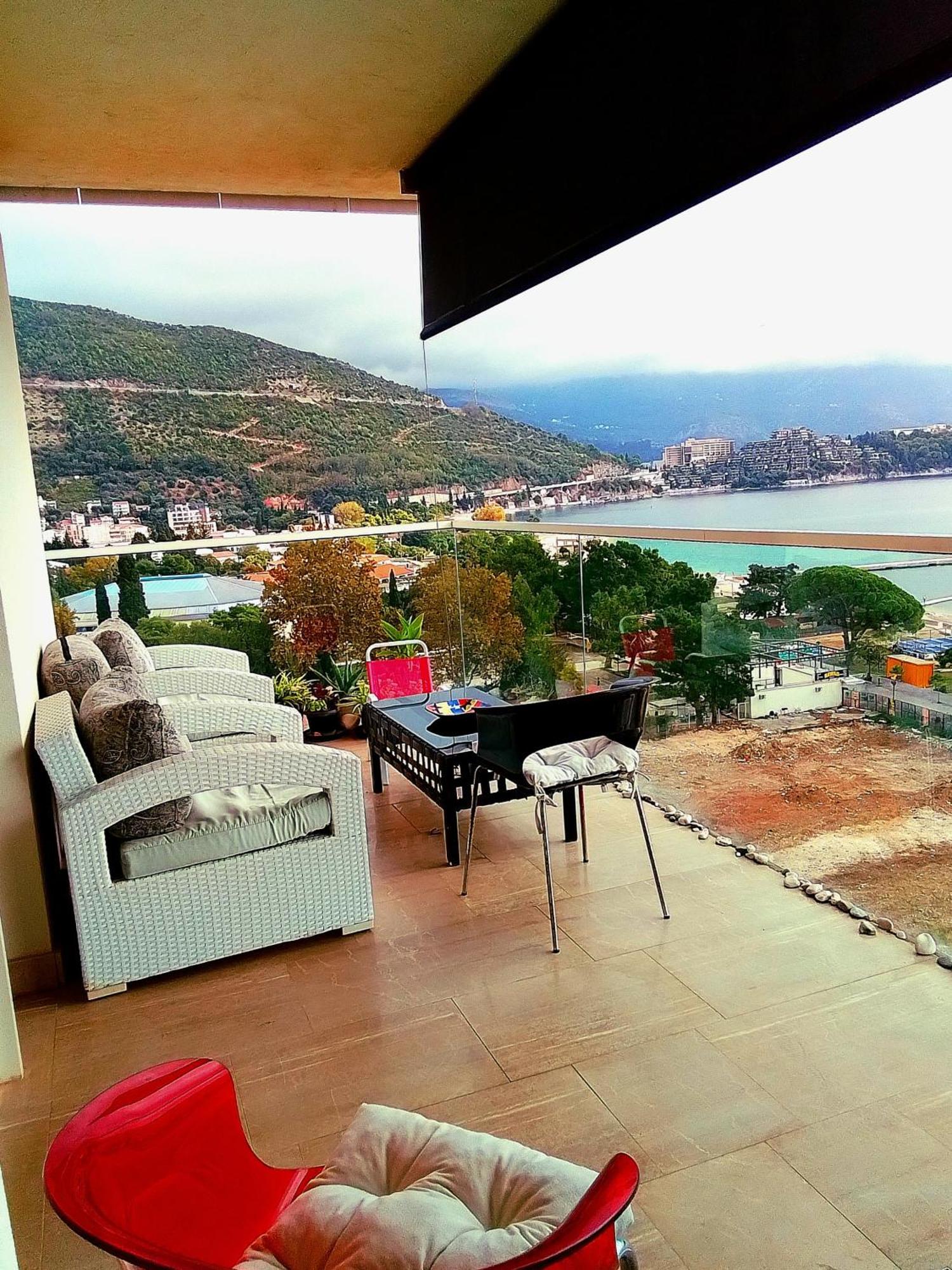 Two Bedroom Elizabeth Treecanne Near Sea * Budva