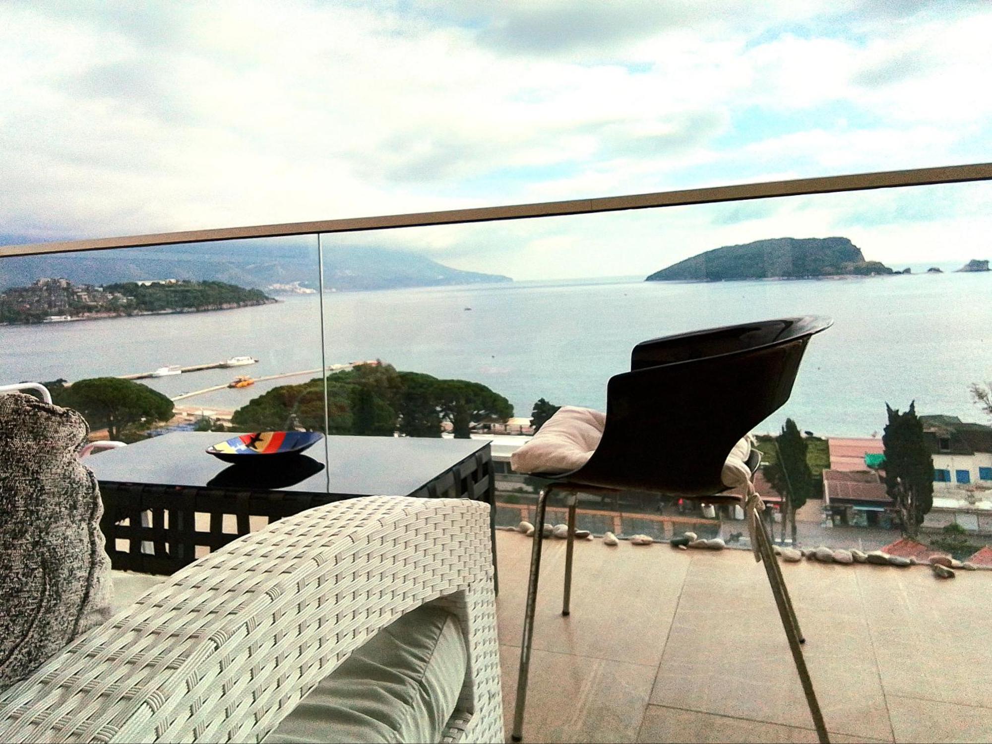 Apartment Two Bedroom Elizabeth Treecanne Near Sea *