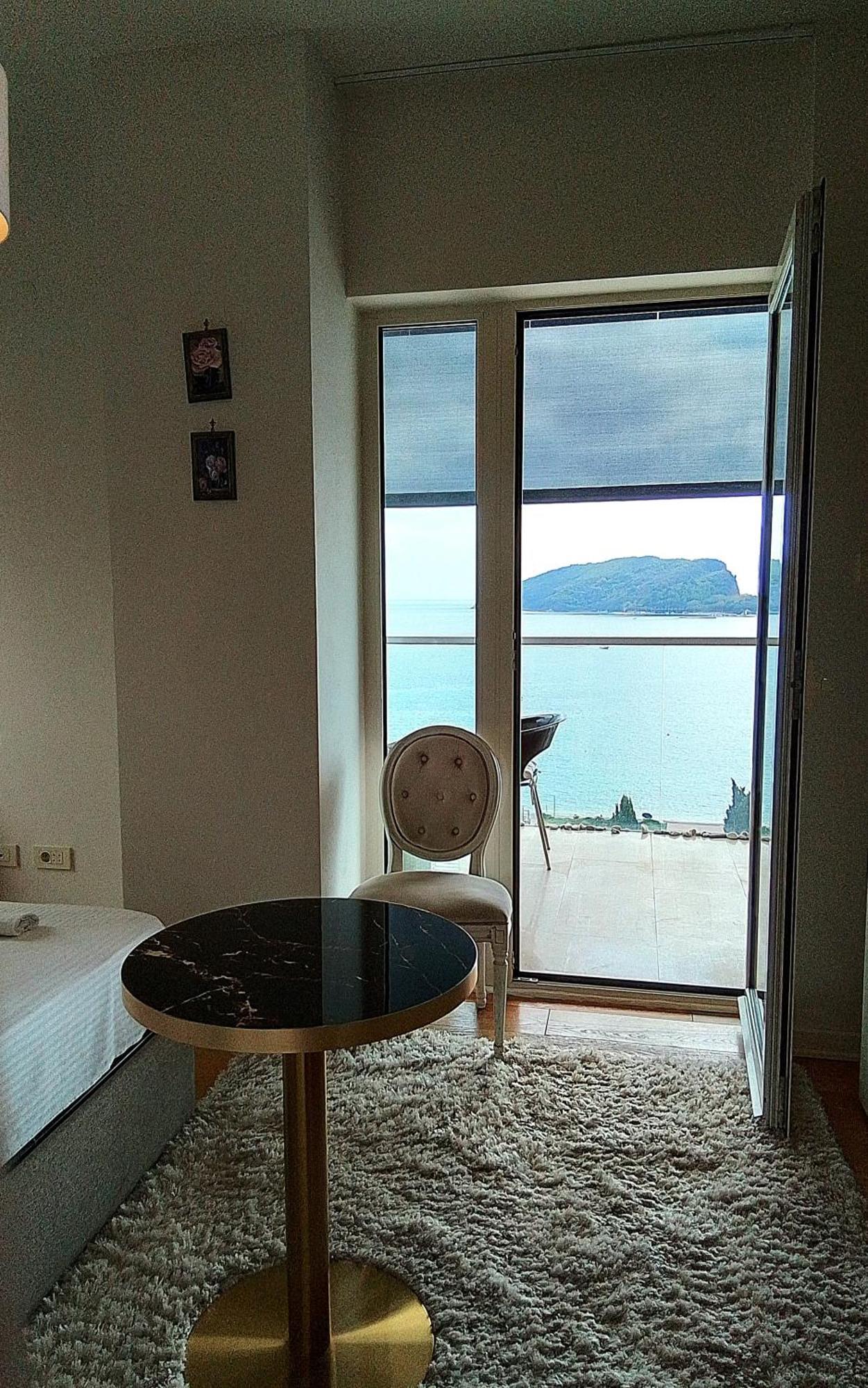 Apartment Two Bedroom Elizabeth Treecanne Near Sea Budva
