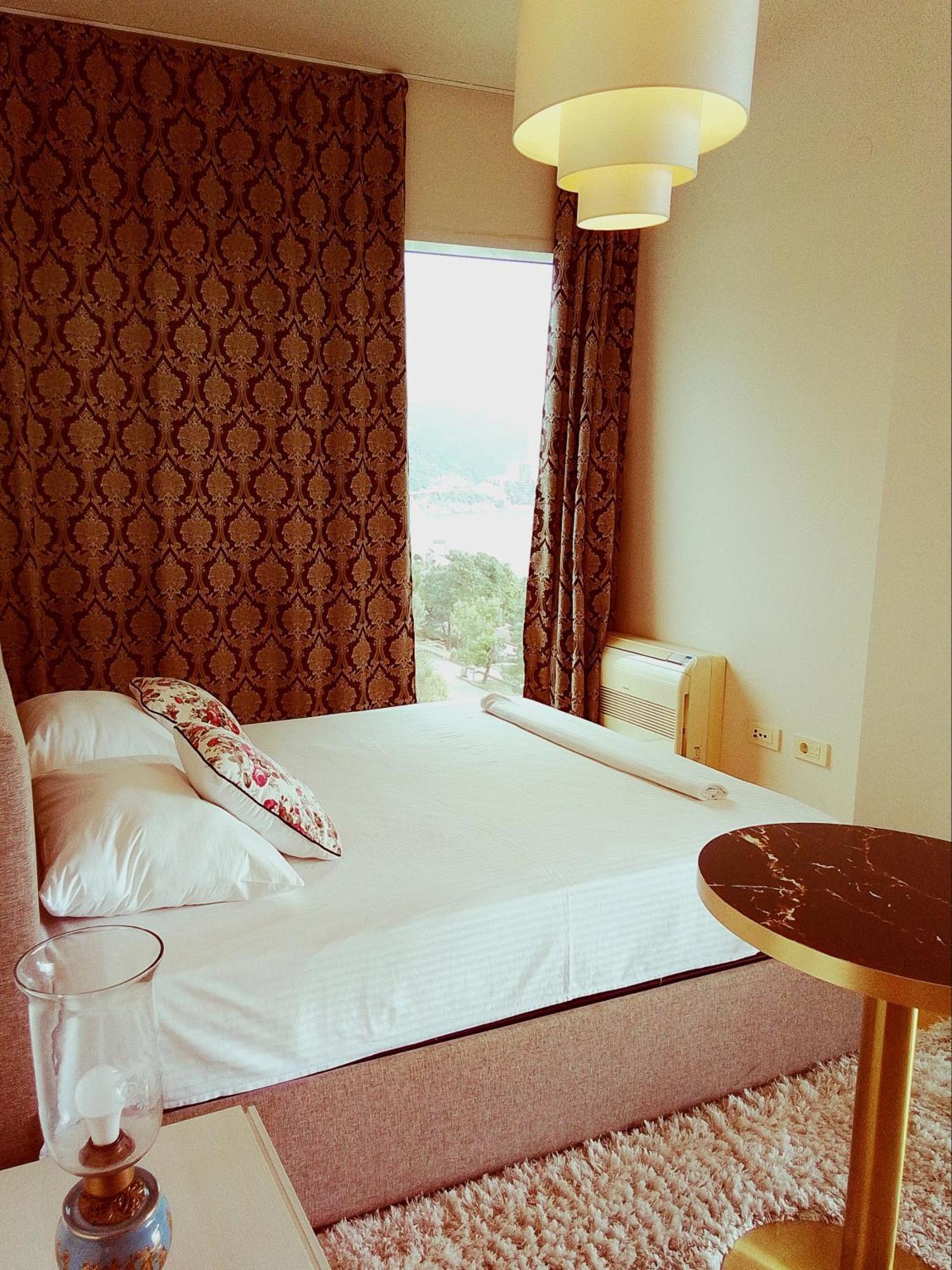 Apartment Two Bedroom Elizabeth Treecanne Near Sea Budva