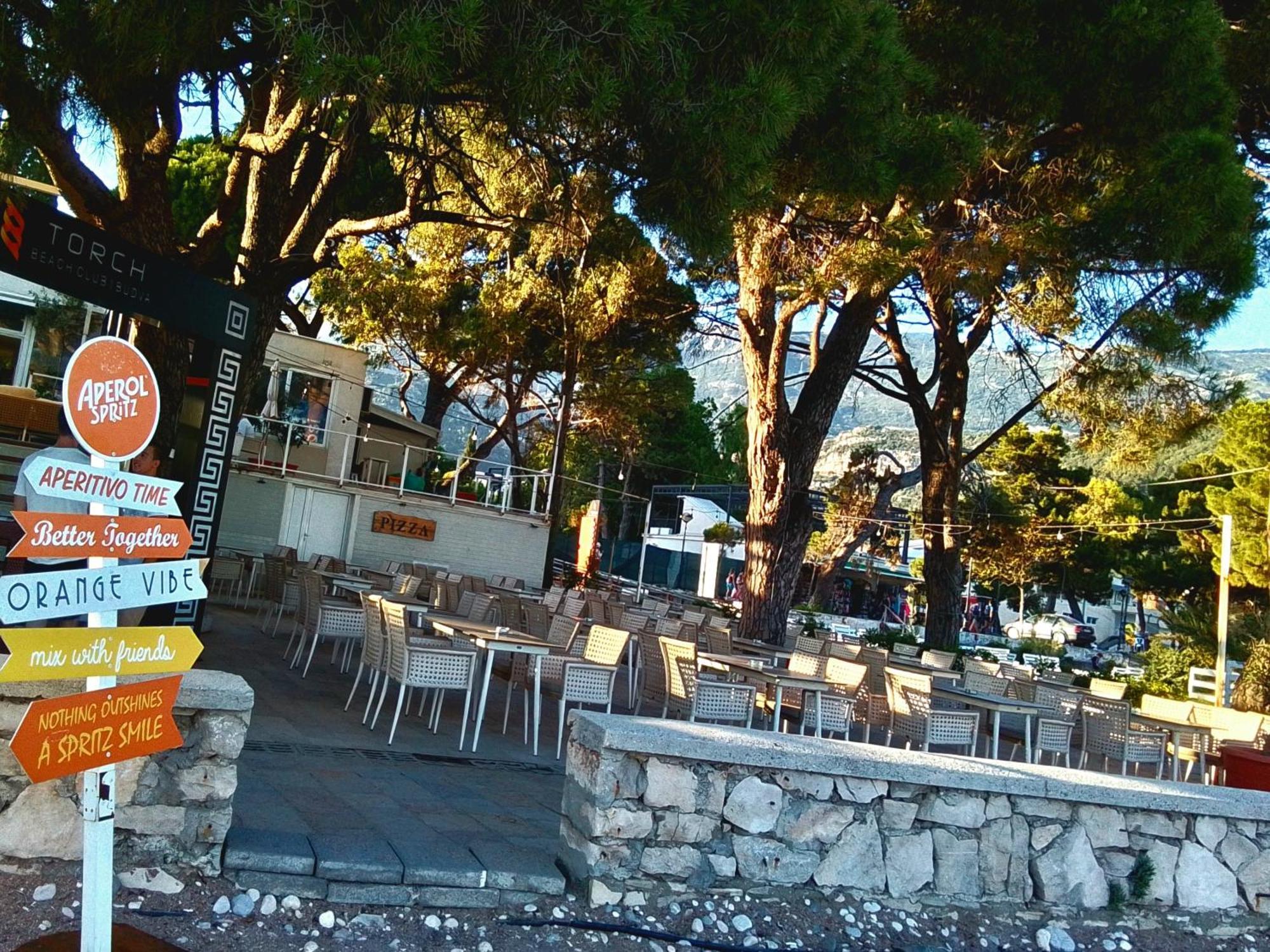 Apartment Two Bedroom Elizabeth Treecanne Near Sea
