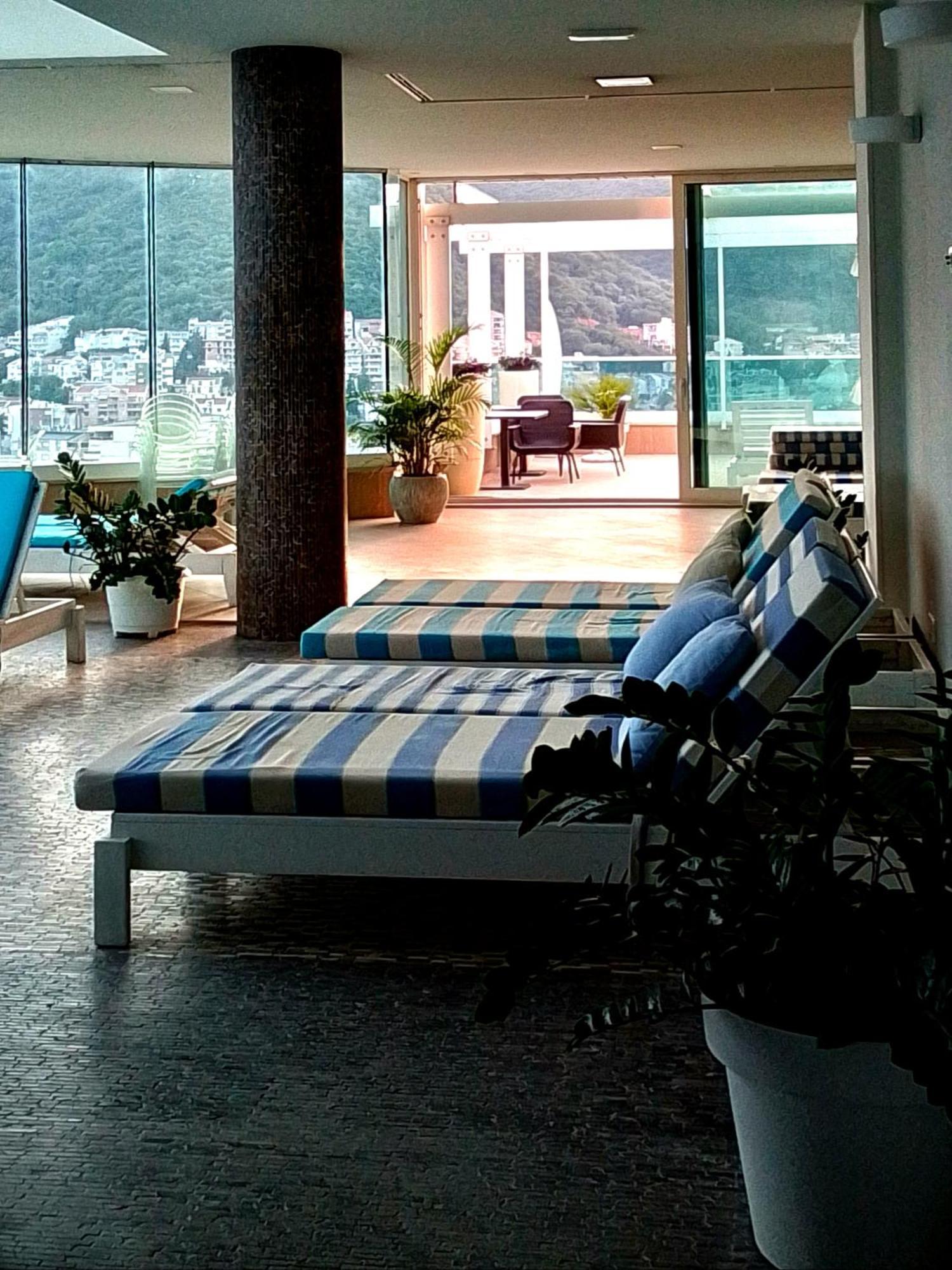 Apartment Two Bedroom Elizabeth Treecanne Near Sea Budva